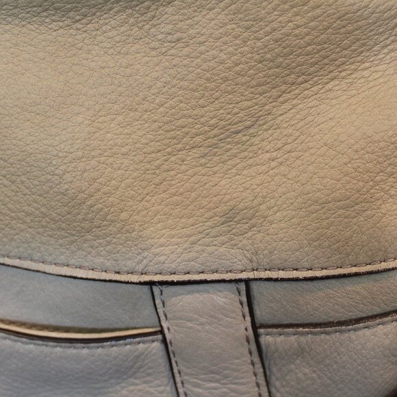 B. Makowsky Leather Shoulder Bag Beige w/gold hardware - Picture 6 of 16